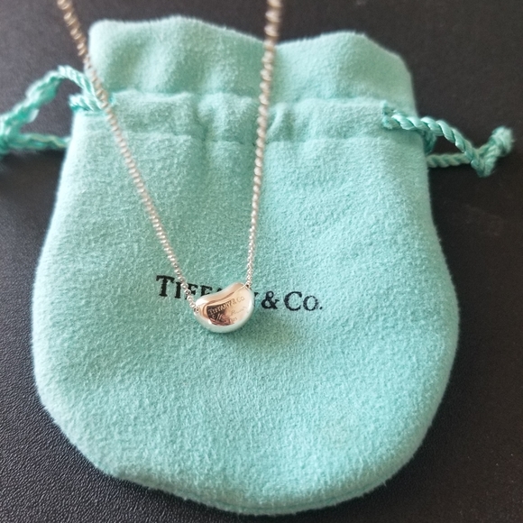 Tiffany & Co. Elsa Peretti Bean Necklace - Picture 3 of 11